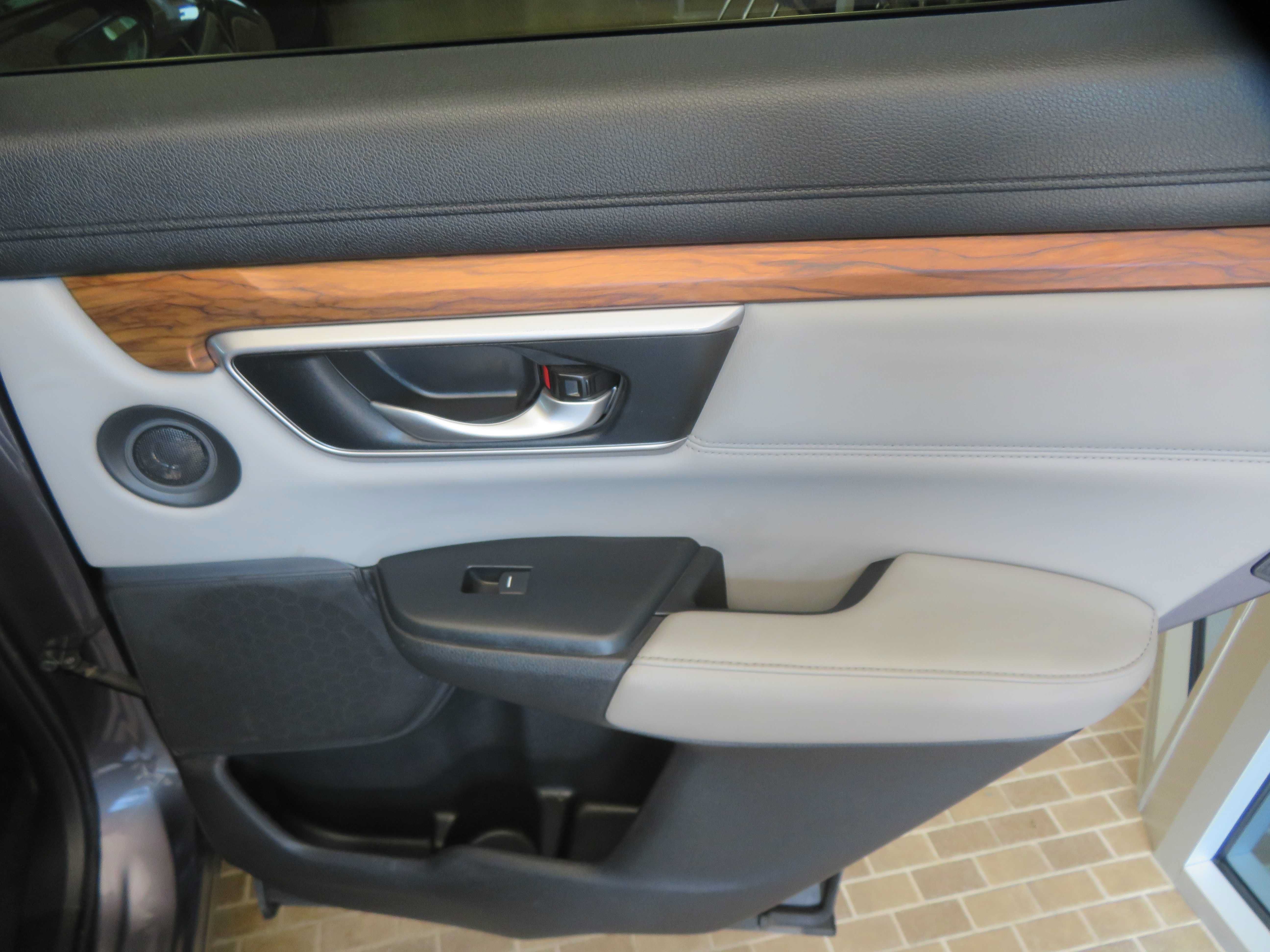 Used 2018 Honda CR-V EX-L image 21
