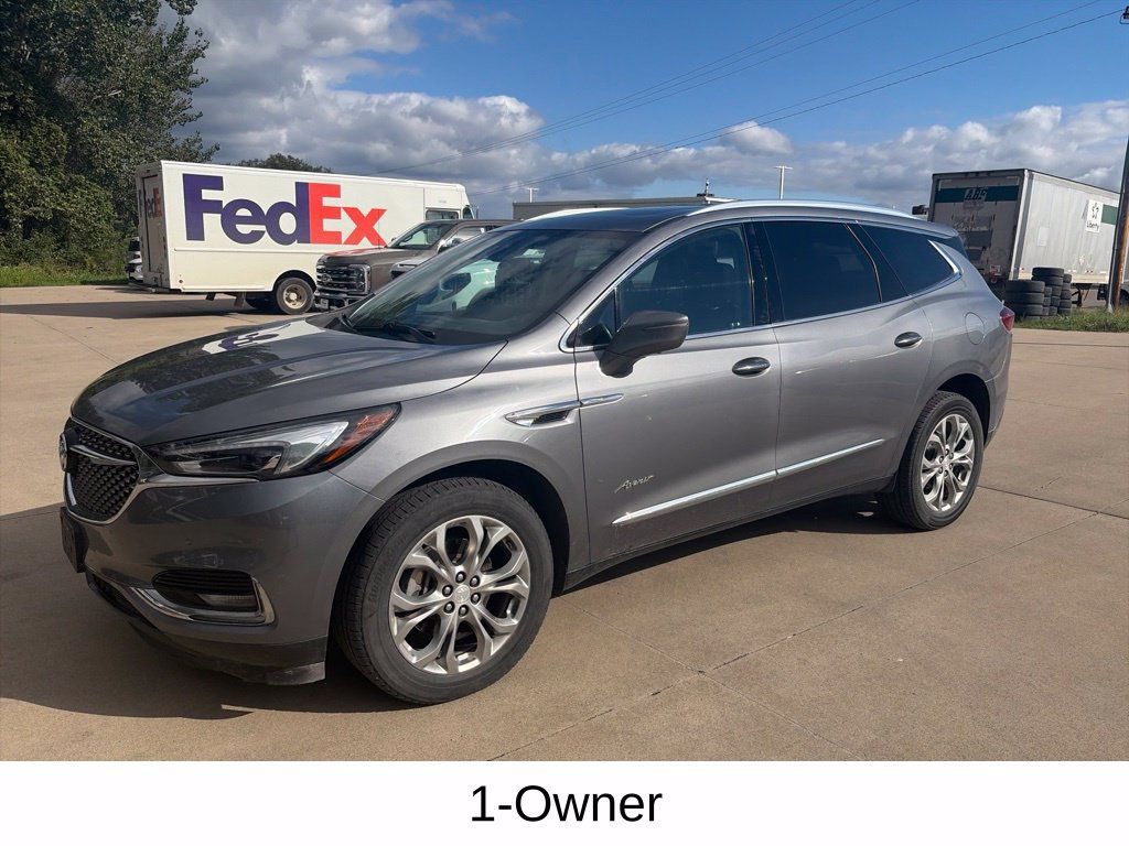 Used 2019 Buick Enclave Avenir w/ Avenir Technology Package AWD/4WD image 3