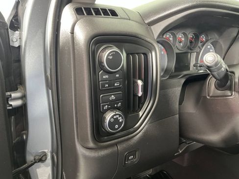 Used 2023 Chevrolet Silverado 1500 Custom AWD/4WD image 23