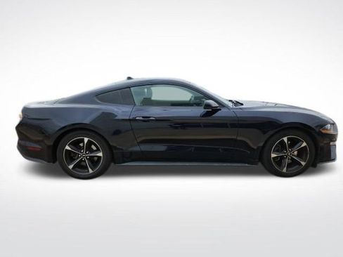 Used 2021 Ford Mustang Coupe image 11