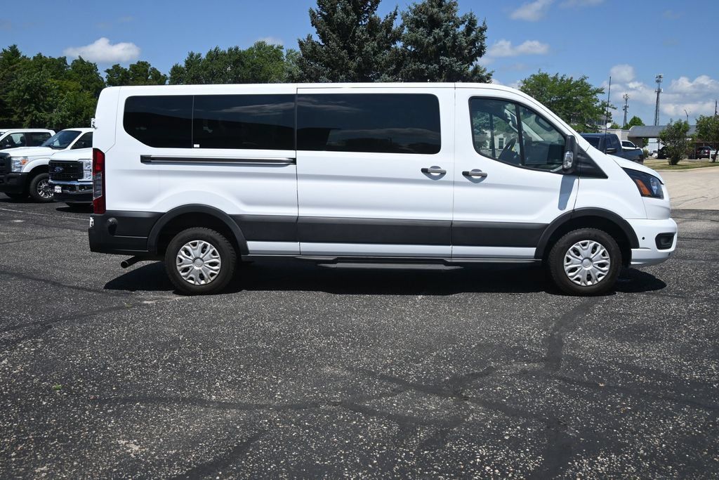 Used 2024 Ford Transit 350 XLT RWD image 5