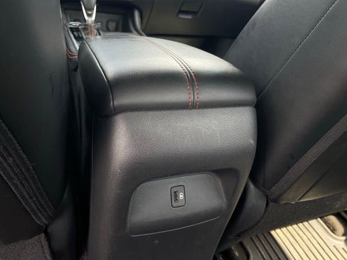 Used 2024 Nissan Sentra SR w/ SR Premium Package FWD image 28