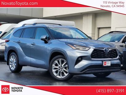 Used 2022 Toyota Highlander Limited