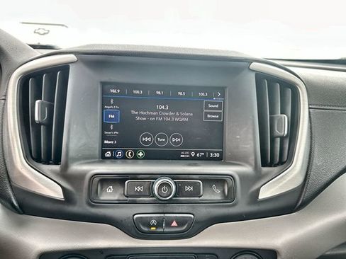 Used 2024 GMC Terrain SLE image 12