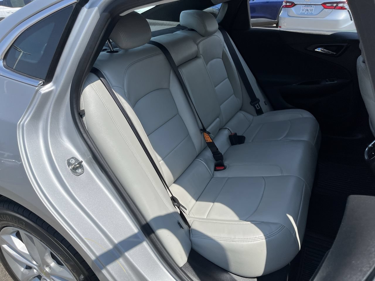 Used 2018 Chevrolet Malibu Hybrid w/ Driver Confidence Package FWD image 24