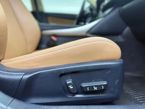 Used 2016 Lexus IS 200t RWD image 23