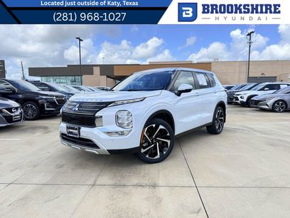 Used 2023 Mitsubishi Outlander SE