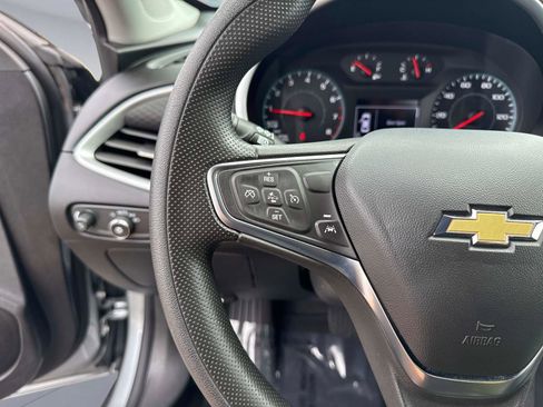 Used 2024 Chevrolet Malibu LT image 32