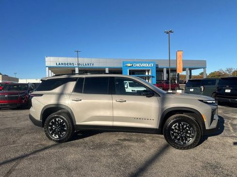 New 2026 Chevrolet Traverse Z71 image 2