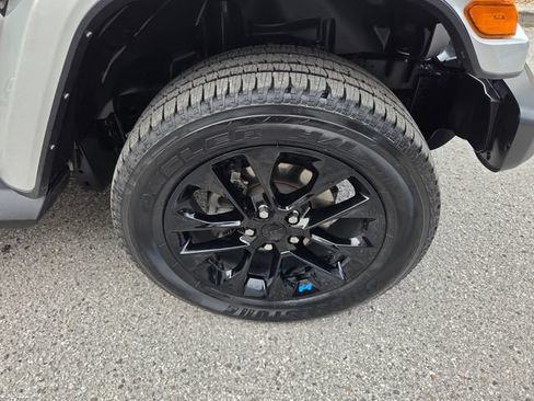 Certified 2023 Jeep Wrangler Unlimited Sahara AWD/4WD image 18