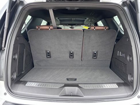 Used 2024 Chevrolet Tahoe High Country w/ Advanced Technology Package image 13