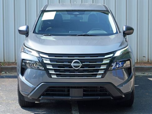 Used 2025 Nissan Rogue SV FWD image 40
