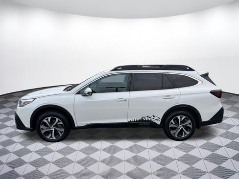 Used 2022 Subaru Outback Limited AWD/4WD image 2