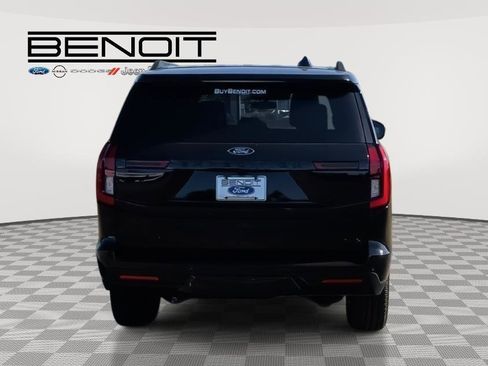 New 2026 Ford Expedition Max Platinum image 6