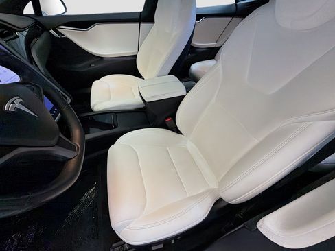 Used 2020 Tesla Model S Long Range Plus AWD/4WD image 11