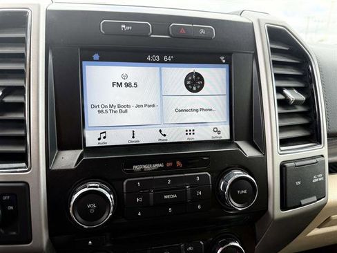 Used 2017 Ford F150 Lariat w/ Equipment Group 501A Mid RWD image 18