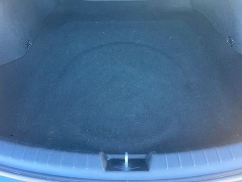 Used 2019 Kia Cadenza Technology image 5