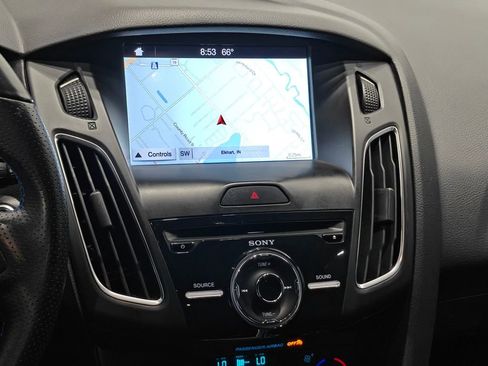 Used 2017 Ford Focus RS image 6