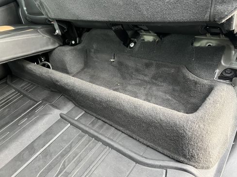 Used 2021 Chevrolet Silverado 2500 LTZ w/ Carhartt Edition image 20