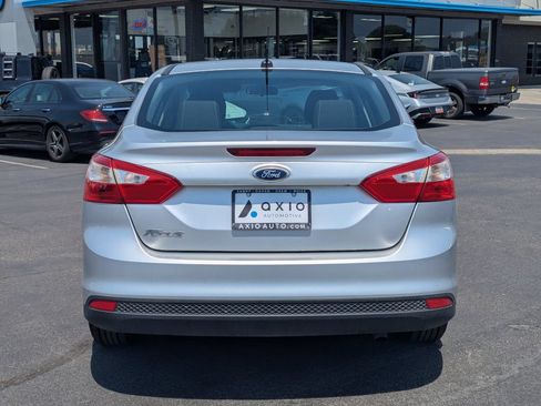 Used 2012 Ford Focus S FWD image 6