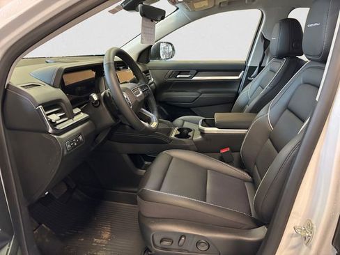 New 2026 GMC Terrain Denali w/ LPO, Floor Liner Package AWD/4WD image 10