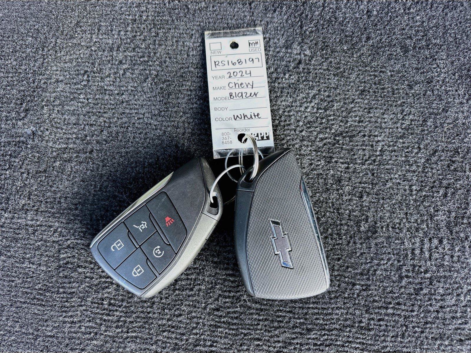 Used 2024 Chevrolet Blazer EV RS AWD/4WD image 37