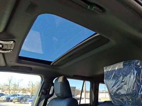 New 2026 Toyota Land Cruiser image 9