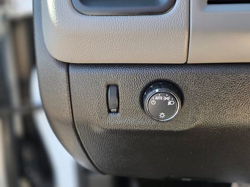 Used 2017 Chevrolet Colorado W/T w/ WT Convenience Package image 31