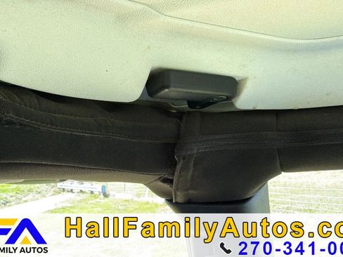 Used 2012 Jeep Wrangler Unlimited Sport image 14