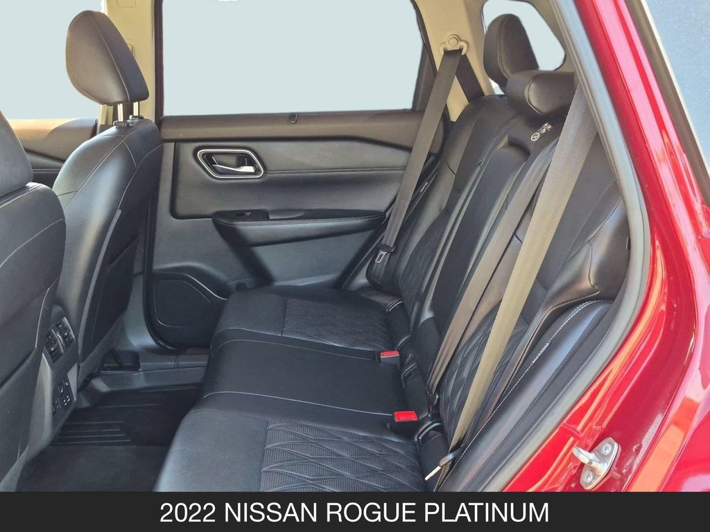 Used 2022 Nissan Rogue Platinum w/ Head-Up Display Package FWD image 17