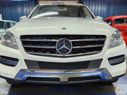Used 2015 Mercedes-Benz ML 350 ML 350 4MATIC Sport Utility 4D w/ Premium 1 Package image 69