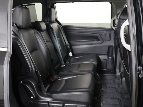 Used 2023 Honda Odyssey Touring image 30