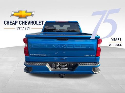Used 2022 Chevrolet Silverado 1500 Custom AWD/4WD image 4