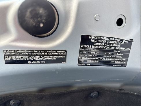 Used 2016 Mercedes-Benz C 300 4MATIC Sedan image 33