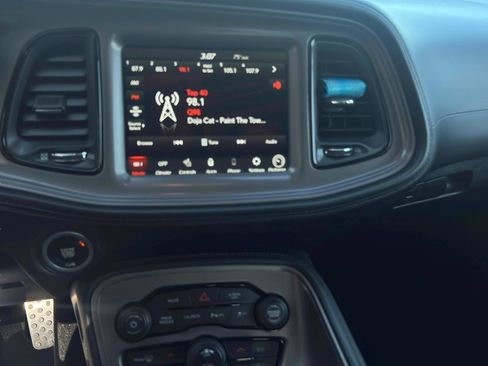 Used 2023 Dodge Challenger R/T Scat Pack w/ T/A Package image 11