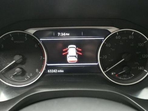 Used 2024 Nissan Rogue SV AWD/4WD image 28