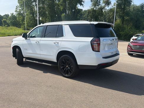 Used 2023 Chevrolet Tahoe LT w/ Luxury Package AWD/4WD image 4