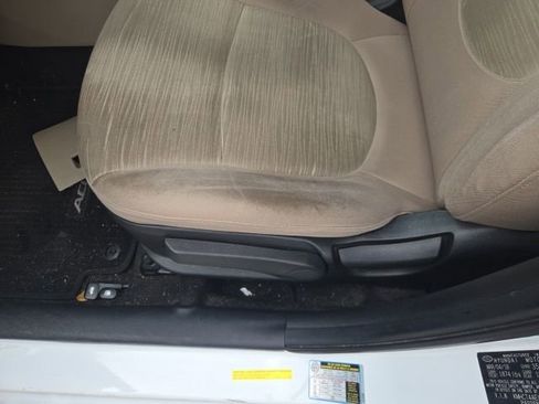 Used 2016 Hyundai Accent SE image 7