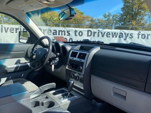 Used 2007 Dodge Nitro SLT image 19