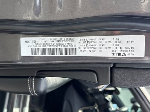 Used 2015 Jeep Grand Cherokee Limited AWD/4WD image 30