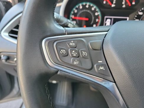 Used 2025 Chevrolet Malibu RS FWD image 27