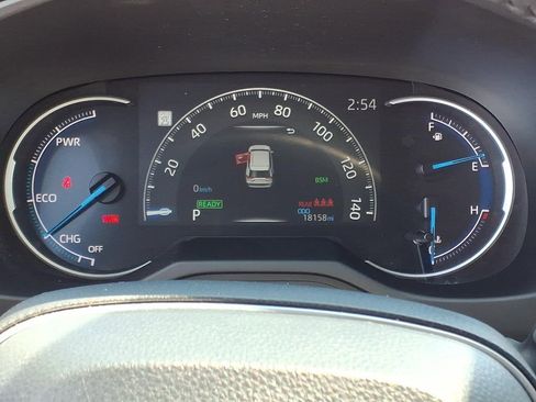 Certified 2024 Toyota RAV4 XLE w/ Convenience Package AWD/4WD image 18