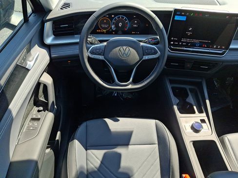 New 2026 Volkswagen Tiguan SE AWD/4WD image 7
