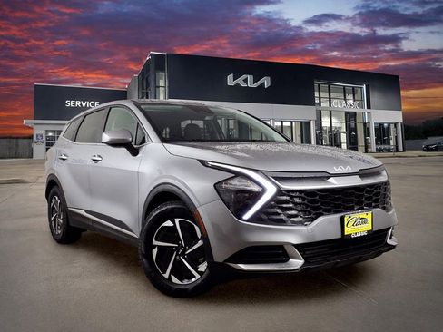 Certified 2023 Kia Sportage LX FWD image 1