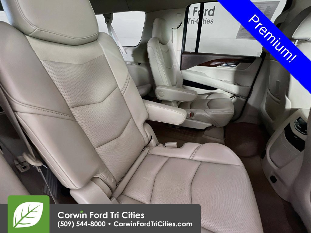 Used 2015 Cadillac Escalade ESV Premium AWD/4WD image 17