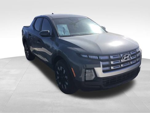 New 2026 Hyundai Santa Cruz SE FWD image 2