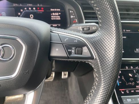 Used 2020 Audi SQ7 Premium Plus w/ S Executive Package image 17
