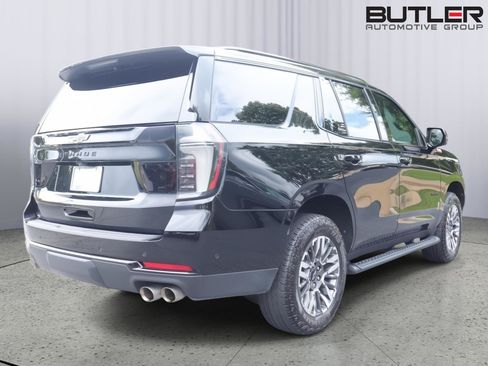 Used 2025 Chevrolet Tahoe Z71 w/ Comfort Package AWD/4WD image 6