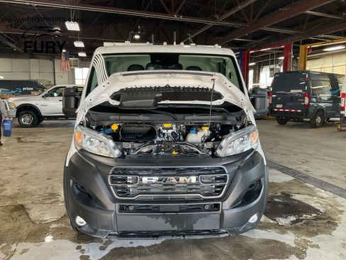 Used 2025 RAM ProMaster 2500 w/ Safety Group FWD image 28