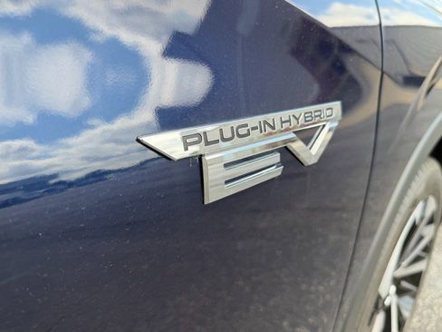 Used 2023 Mitsubishi Outlander SEL AWD/4WD image 16
